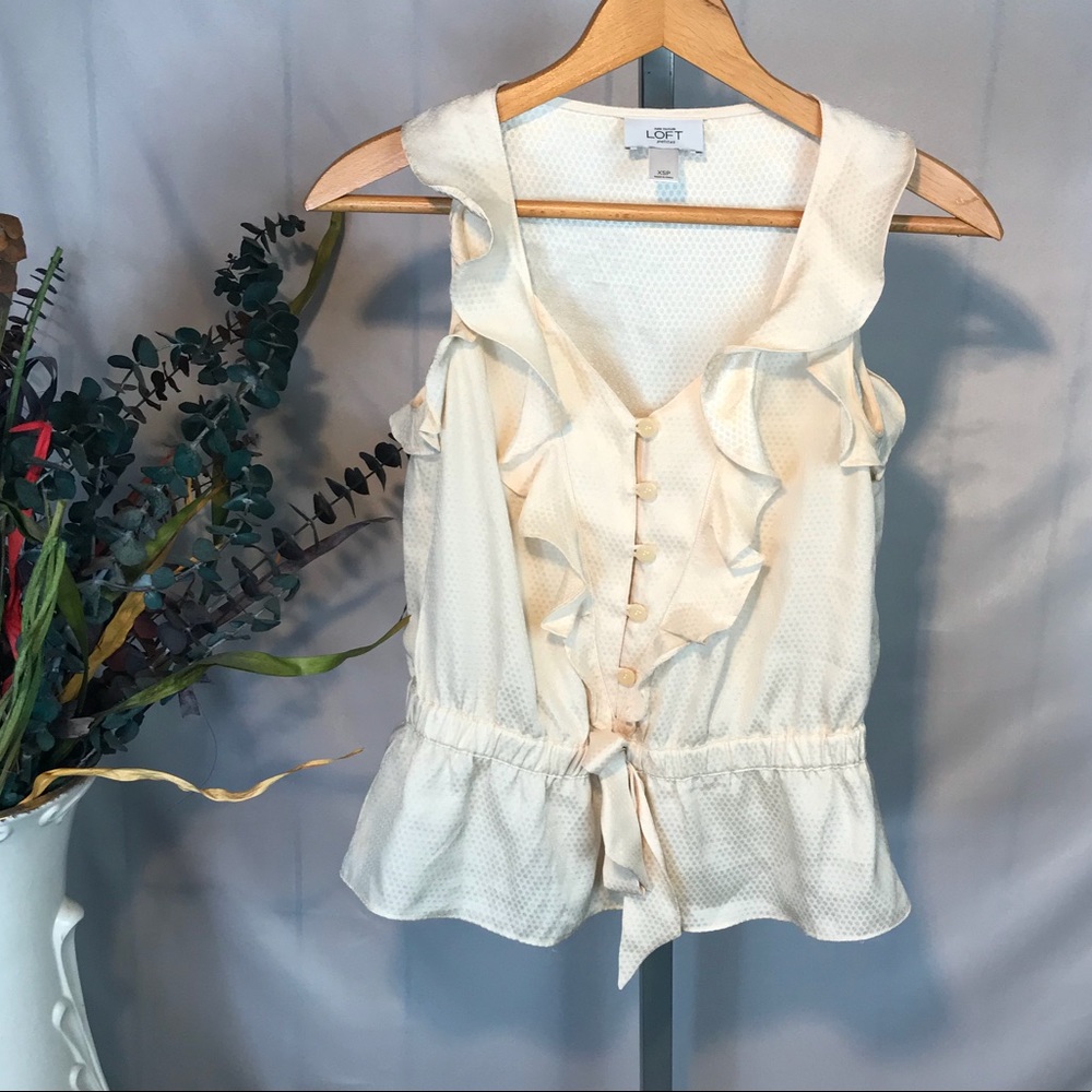 LOFT sleeveless blouse